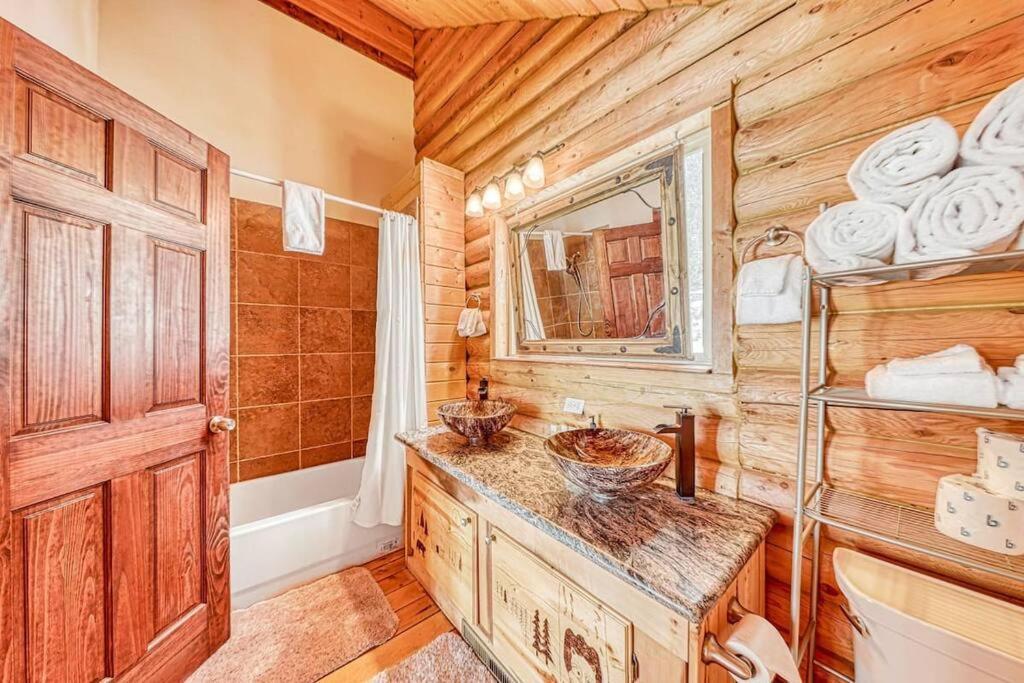 Spectacular Chalet Overlooking The Ski Slopes بريان هيد المظهر الخارجي الصورة